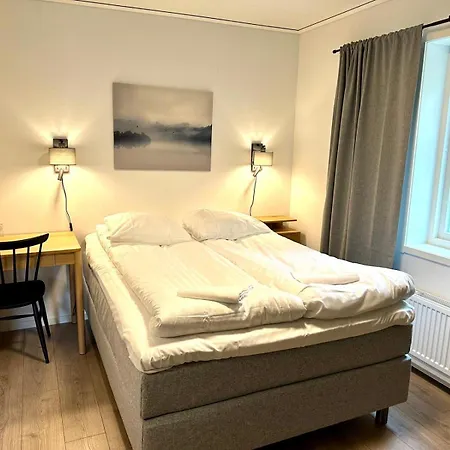 Hillhouse C & D Feriehus *
